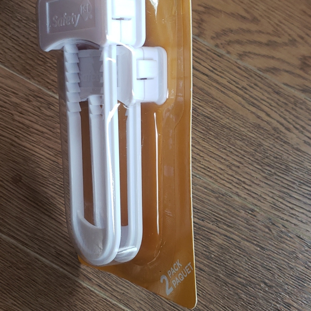 Child Safety locks - Picture 2 of 3